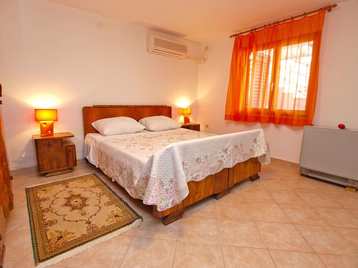 Apartments Ivan 41 Pula Exterior foto
